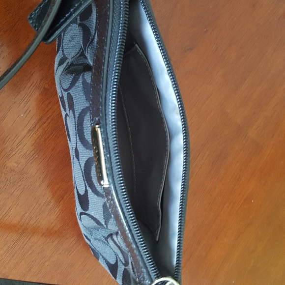 Coach Wristlet - Picture 4 of 5